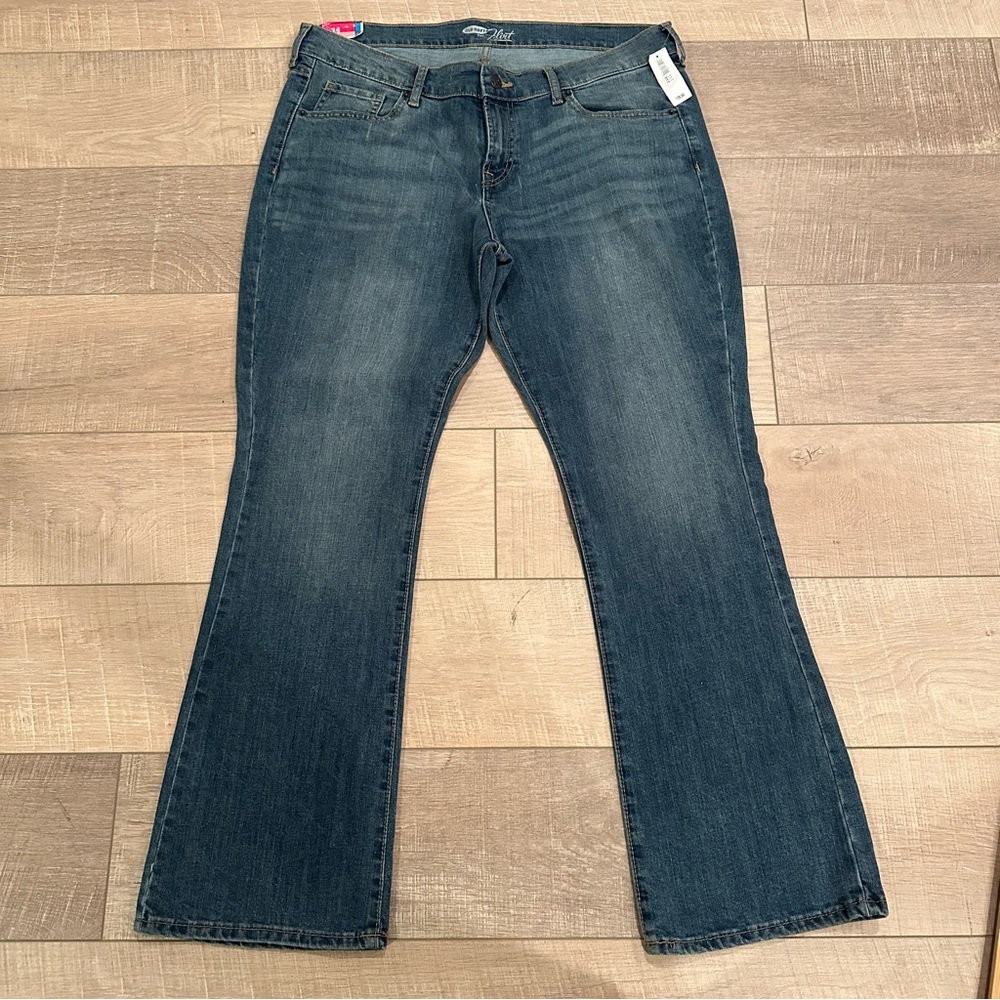 OLD NAVY LOW RISE WOMENS BOOTCUT JEANS 14 SHORT THE FLIRT NEW